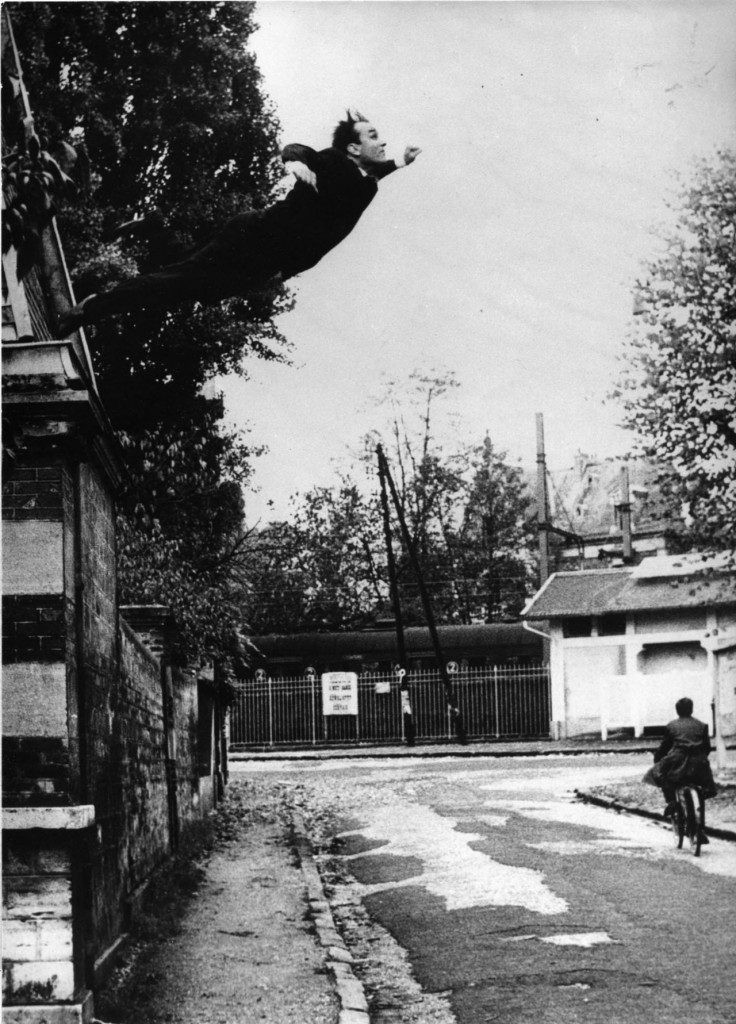 saut-dans-le-vide-yves-klein